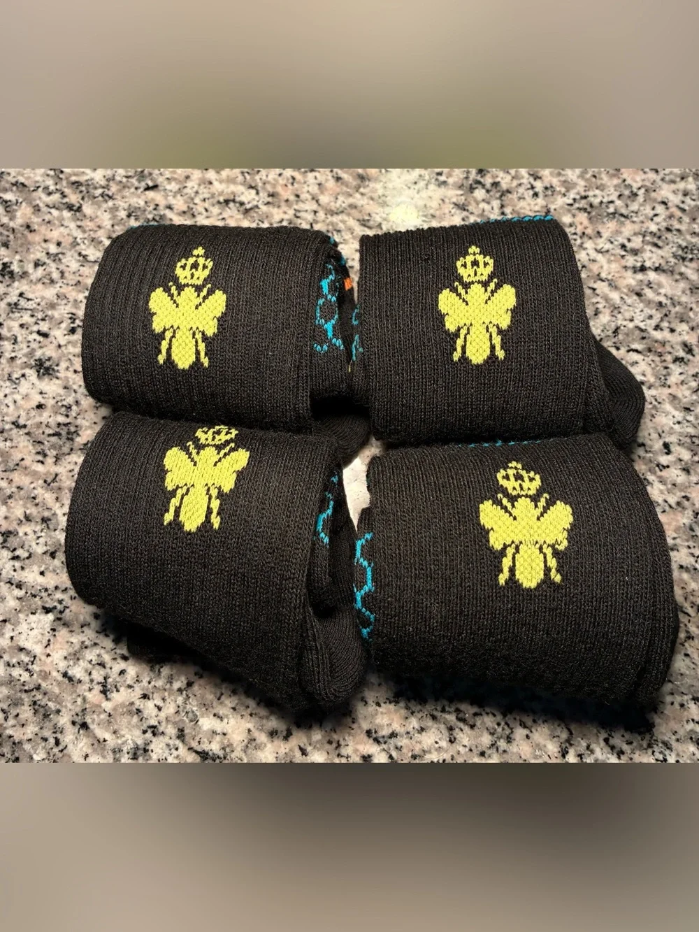 Bombas Woman’s 4 piece black/orange/blue long S/M Socks